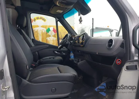 2020 Mercedes-Benz Sprinter 2500 Standard Roof V6 из США, поврежденный, VIN W1W4EBVY2LT033408